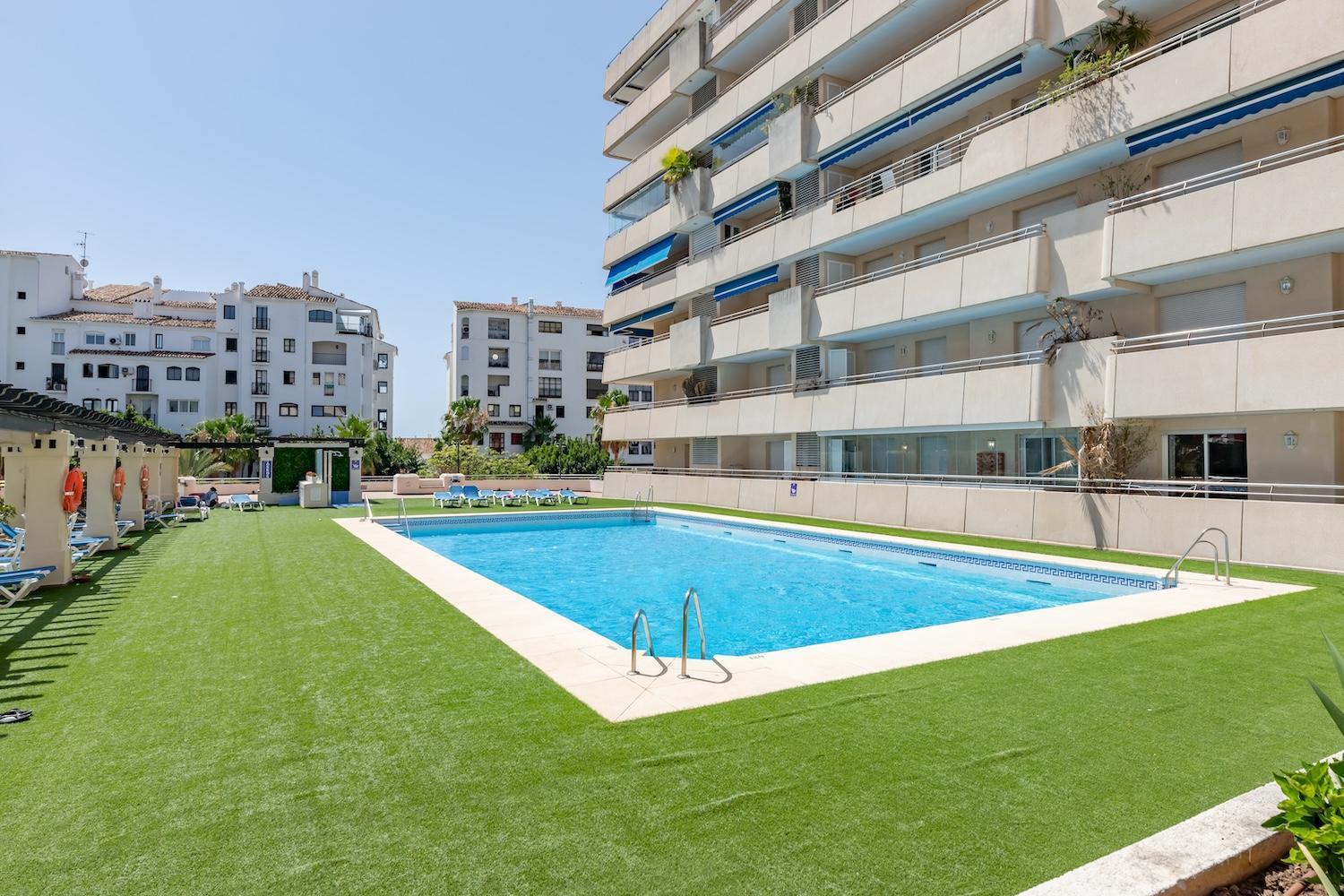 Apartamento Location Marina Banus With Parking Rdr409